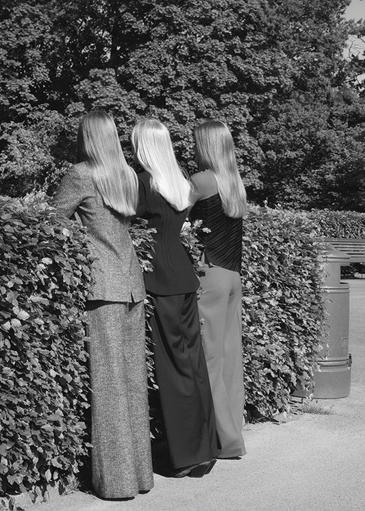 Julie Pike - Sisters - Poster